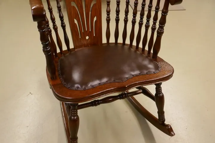 1890s Oak Rocking Chair, photo 21 of 22