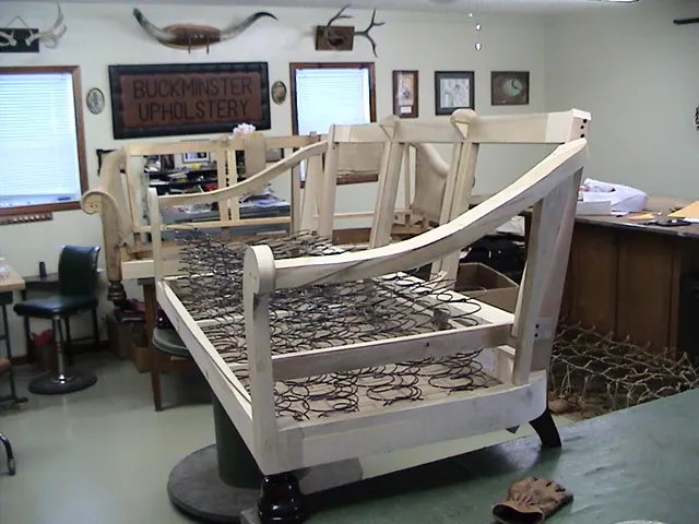 1930s Legislature Lounge Replica, photo 21 of 32