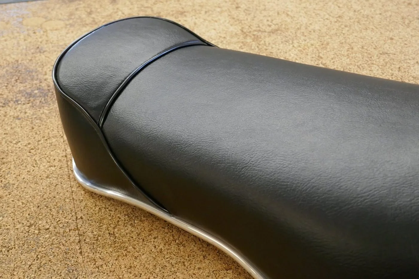 1967 Harley-Davidson Sprint Seat, finished