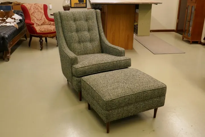 1970s His and Hers Chairs, photo 5 of 6