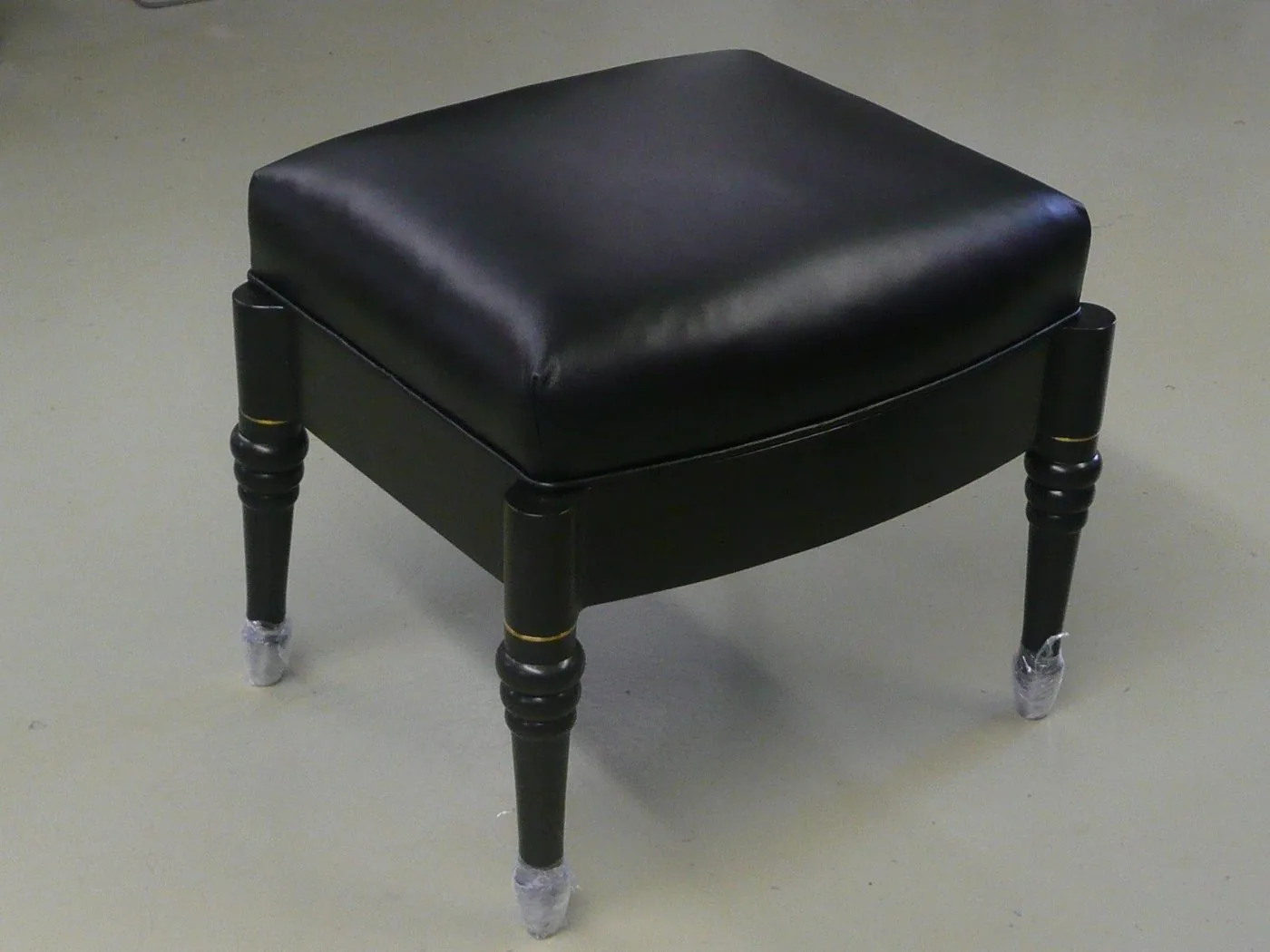 Custom Piano Bench, finished